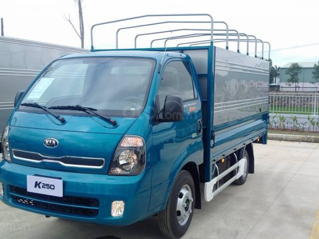 Bán Kia K250 sản xuất năm 2019, màu xanh lam, xe nhập, chi nhánh Bắc Ninh - Trả góp 70%