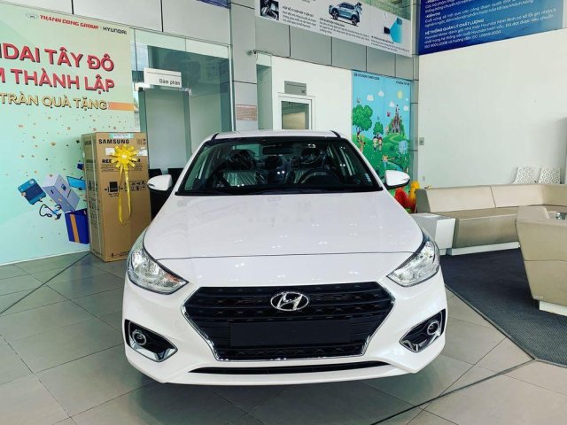 Bán Hyundai Accent MT 2019, màu trắng, xe nhập