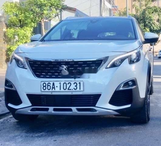 Chính chủ bán xe Peugeot 5008 năm 2019, màu trắng0