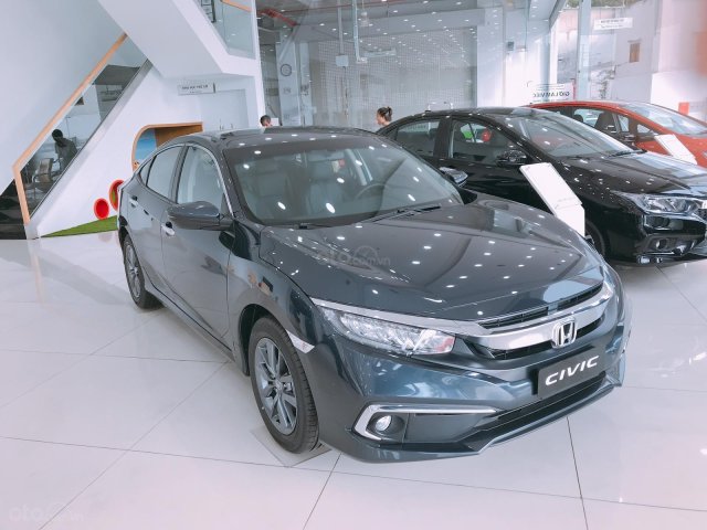 Bán Honda Civic 2019 - đẳng cấp Sport giá ưu đãi + km khủng tiền mặt và phụ kiện giá trị cao