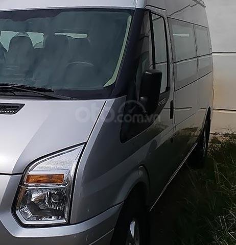 Bán Ford Transit Luxury sản xuất năm 2016, màu bạc giá cạnh tranh