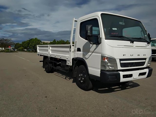 Bán xe Fuso Canter 4.99 đời 2019, màu trắng