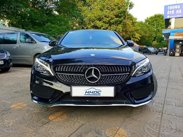 Bán Mercedes C300 năm sản xuất 2015, màu đen