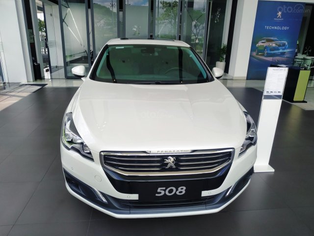 Bán xe Peugeot 508 2015  màu trắng, xe nhập, giá 1.050.000.000 triệu đồng