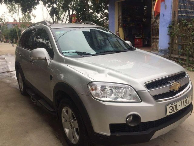 Cần bán gấp Chevrolet Captiva MT đời 2008, màu bạc 0