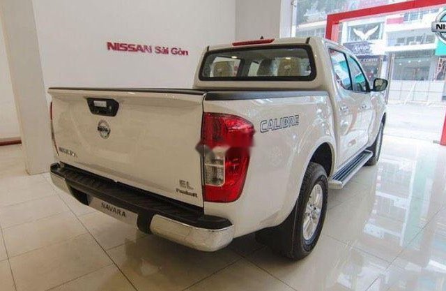 Bán xe Nissan Navara năm 2019, màu trắng, nhập khẩu Thái, giá tốt