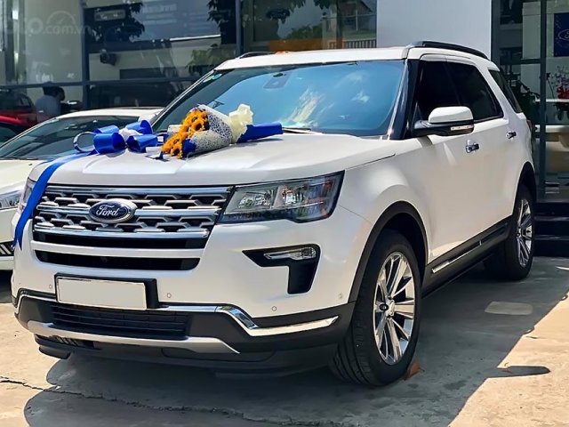 Bán ô tô Ford Explorer Limited 2.3L EcoBoost 2019, màu trắng, xe nhập