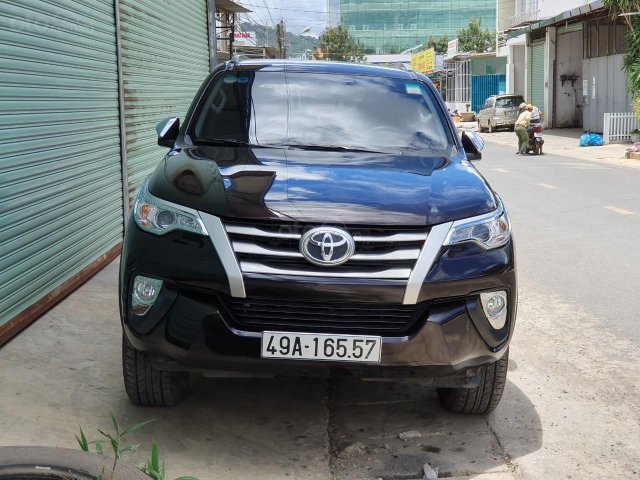 Bán ô tô Toyota Fortuner 2.4G 4x2MT đời 2017, màu nâu, xe nhập