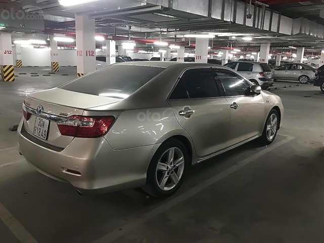 Bán xe Camry 2.5Q bản full option, sản xuất cuối 2013, đăng ký đầu 2014