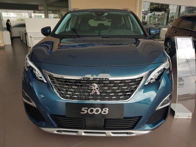 Cần bán xe Peugeot 5008 sản xuất năm 2019 giá tốt0