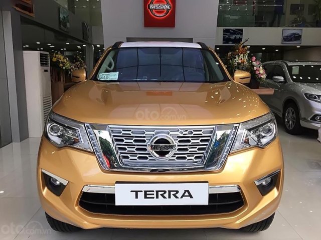 Bán Nissan Terra E 2.5 AT 2WD sản xuất năm 2018, màu vàng, nhập khẩu  