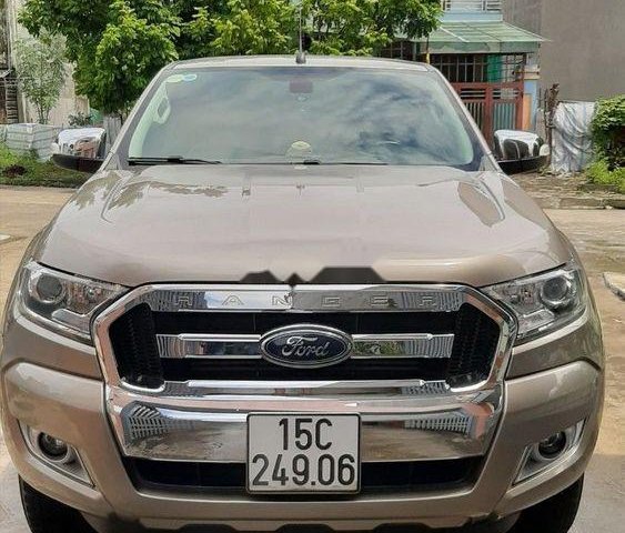 Bán Ford Ranger năm sản xuất 2017, màu vàng, nhập khẩu