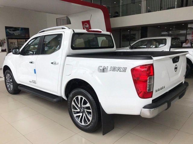 Cần bán Nissan Navara đời 2019, màu trắng, xe nhập0