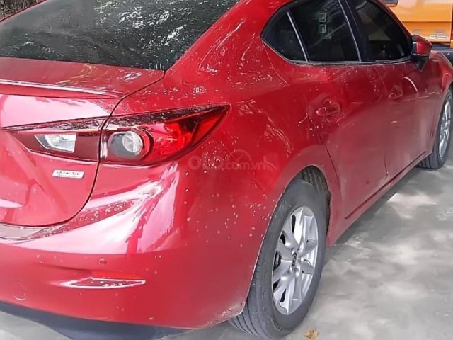 Cần bán gấp Mazda 3 đời 2018, màu đỏ chính chủ0