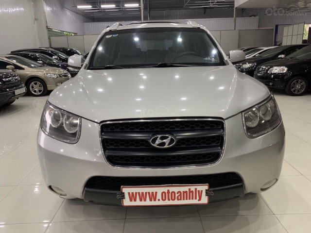 Bán Hyundai Santa Fe sản xuất 2008, màu bạc, xe gia đình, giá chỉ 525 triệu đồng