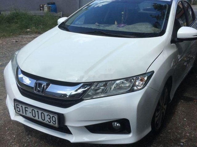 Cần bán Honda City sản xuất năm 2014, màu trắng còn mới