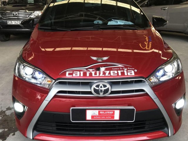 Cần bán xe Toyota Yaris đời 2017, màu đỏ, nhập khẩu còn mới, giá tốt