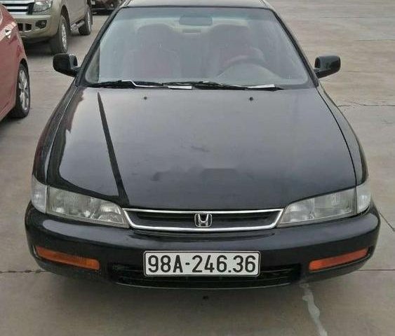 Bán xe Honda Accord năm sản xuất 1994, màu đen, nhập khẩu nguyên chiếc, giá tốt