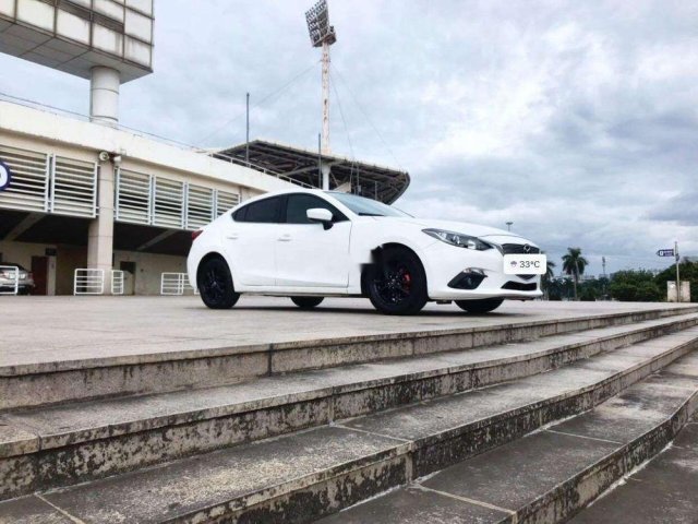 Bán xe Mazda 3 đời 2015, màu trắng0