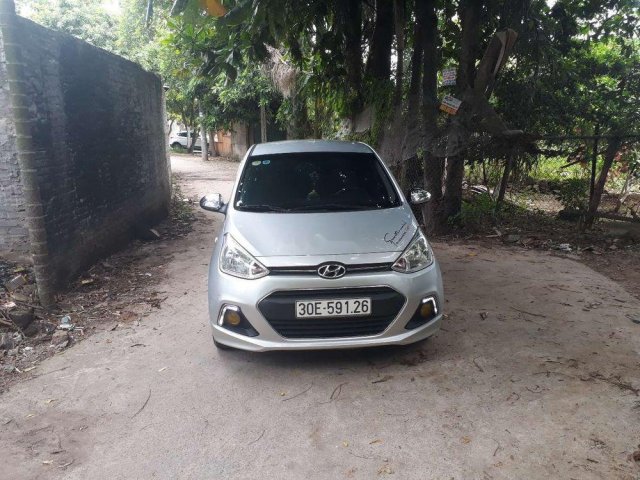 Bán Hyundai Grand i10 năm sản xuất 2016, màu bạc, nhập khẩu  