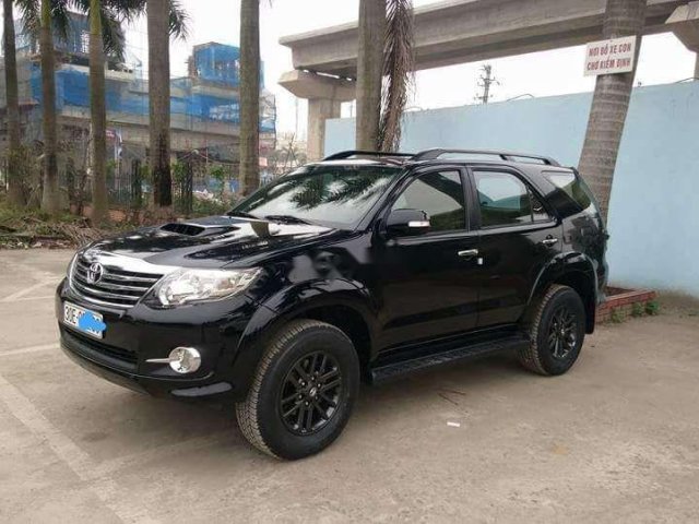 Chính chủ bán Toyota Fortuner G 2016, màu đen, số sàn tên cá nhân0