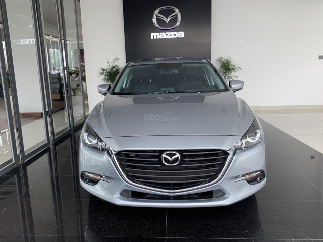 Mazda 3 nay chỉ 200 triệu nhận xe ngay, nhận ngay gói phụ kiện hấp dẫn0