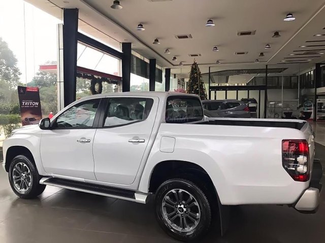 Bán Mitsubishi Triton 4x4 AT Mivec đời 2019, màu trắng, nhập khẩu nguyên chiếc, 807tr0