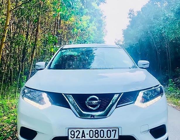 Cần bán lại xe Nissan X trail 2.0 2WD năm 2016, màu trắng