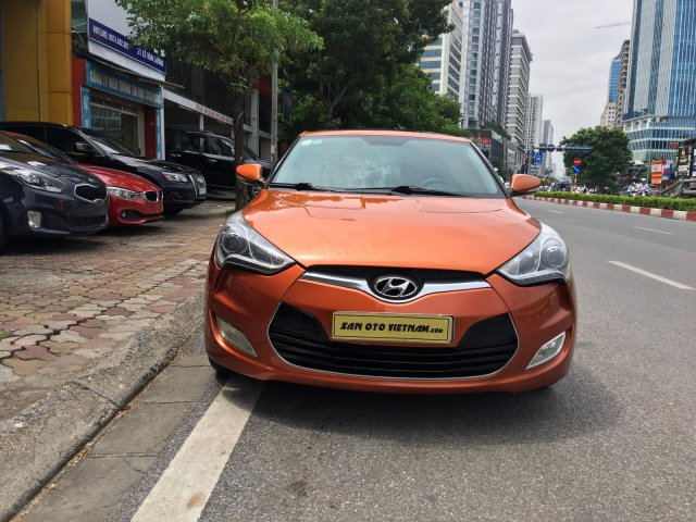 Bán ô tô Hyundai Veloster 1.6AT đời 2011, màu vàng, nhập khẩu nguyên chiếc, giá 475tr0