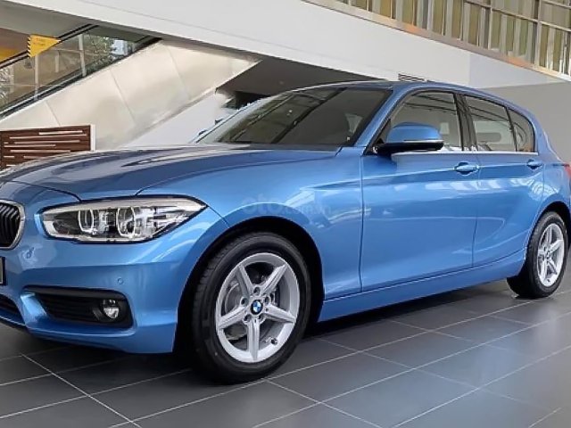 Bán xe BMW 118i 2018, màu xanh lam, xe nhập0