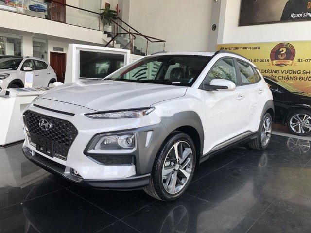 Bán xe Hyundai Kona năm sản xuất 2019, màu trắng0