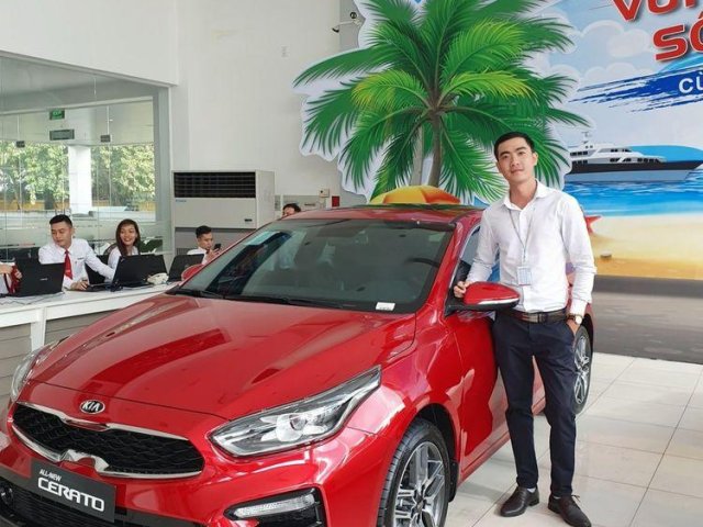 Bán Kia Cerato năm sản xuất 2019, màu đỏ