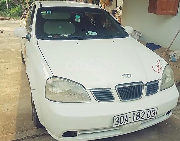 Bán Daewoo Lacetti đời 2005, màu trắng, giá chỉ 115 triệu0