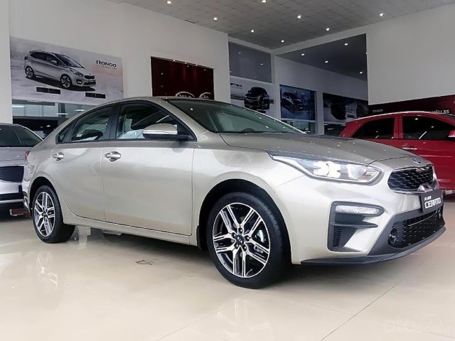 Bán xe Kia Cerato đời 2019, giá tốt0