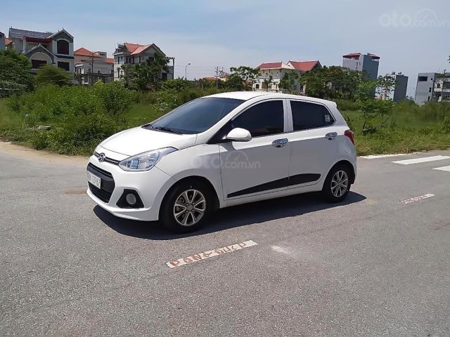 Bán Hyundai Grand i10 1.2 MT đời 2016, màu trắng, xe nhập 0