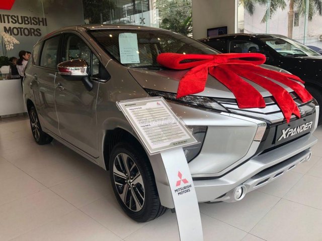 Bán Mitsubishi Xpander đời 2019, màu bạc, xe nhập