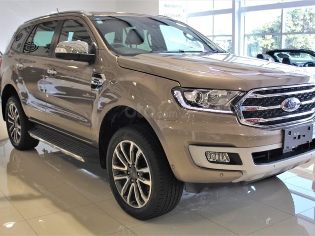 Sở hữu xe Ford Everest Titanium 4WD để nhận ngay nhiều quà tặng hấp dẫn khác0