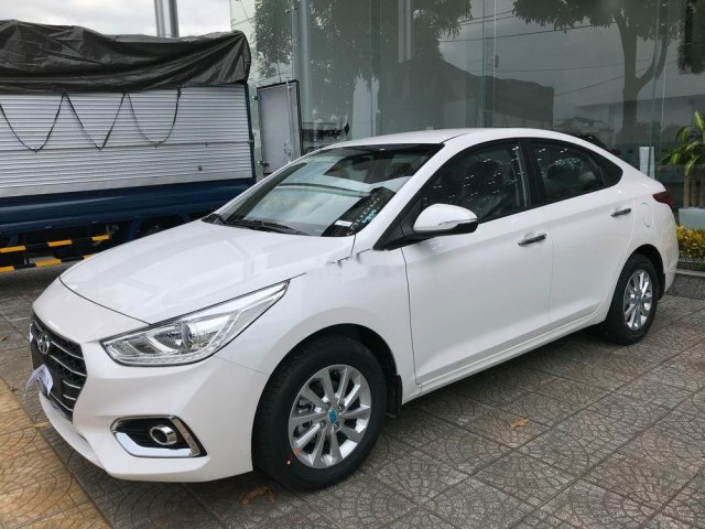 Bán Hyundai Accent 2019, màu trắng0