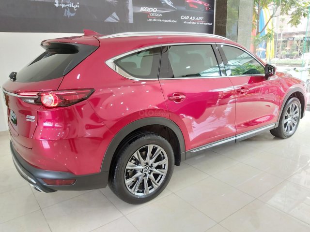 Bán Mazda CX-8 Luxury sẵn xe giao ngay, ưu đãi lớn