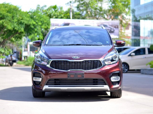 Kia Rondo MT, giá chỉ 580 triệu, hỗ trợ trả góp 80%, giao xe ngay