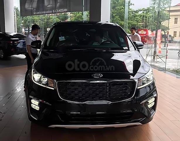 Bán Kia Sedona 2019, màu đen, giá tốt0