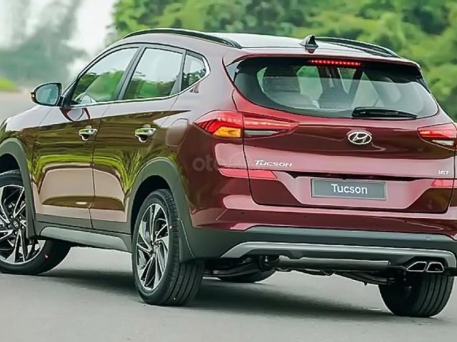 Bán Hyundai Tucson năm 2019, màu đỏ, giá cạnh tranh0