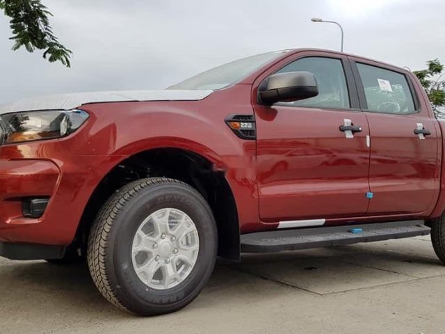 Bán xe Ford Ranger năm sản xuất 2019, màu đỏ, nhập khẩu, giao ngay