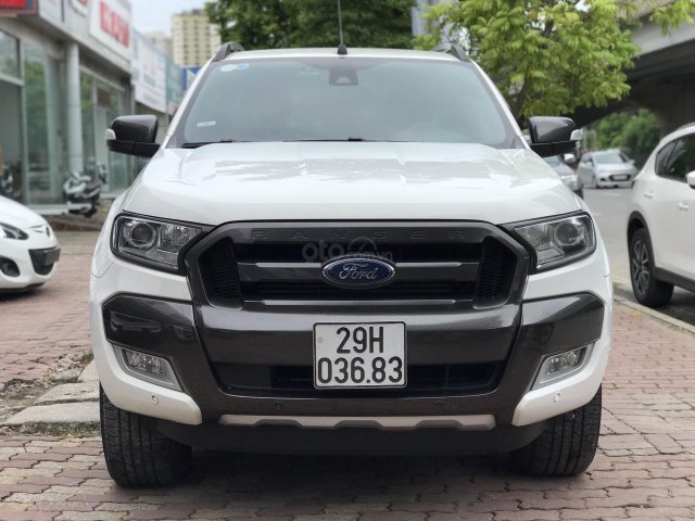 Cần bán xe Ford Ranger Wildtrak 3.2AT 4x4 năm sản xuất 2016, màu trắng, SYNC30