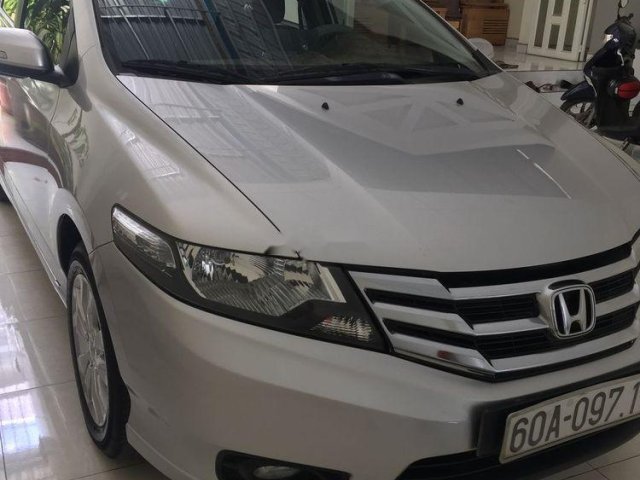 Bán Honda City năm 2013, màu bạc, số tự động0