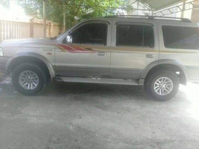 Bán xe Ford Everest đời 2006, màu ghi vàng, xe nhập0