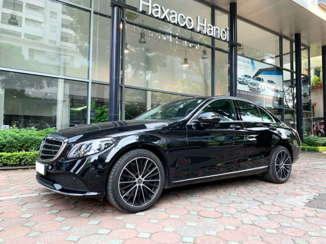 Bán Mercedes C200 Exclusive 2019, siêu lướt rẻ hơn mua mới 180tr