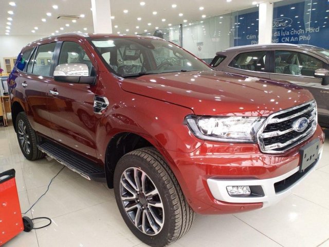 Bán xe Ford Everest đời 2019, màu đỏ, xe nhập