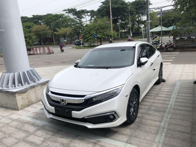 Bán xe Honda Civic 1.8G đời 2019, màu trắng, nhập khẩu0