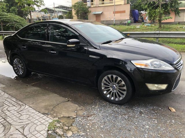 Bán Ford Mondeo năm sản xuất 2009, màu đen, 330tr